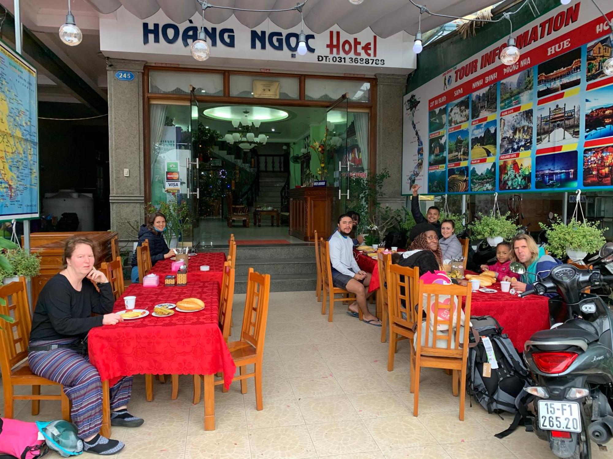 Hoang Ngoc Hotel Dong Khe Sau Exterior photo